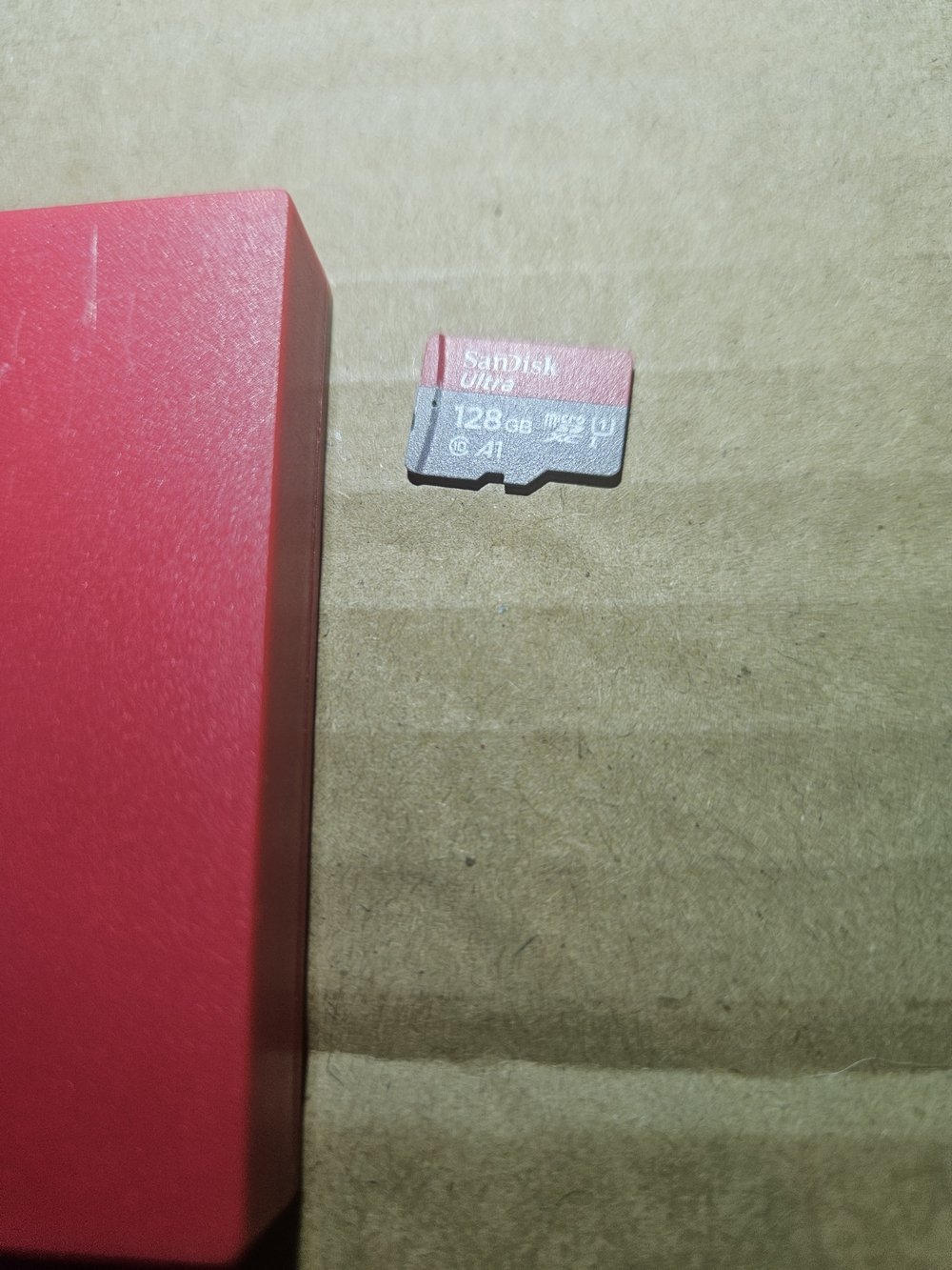 Nintendo Switch Mig Dumper Red and Gray microSD Card 128GB